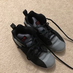 EUC Nike Air Jordans - Boys Size 2.5